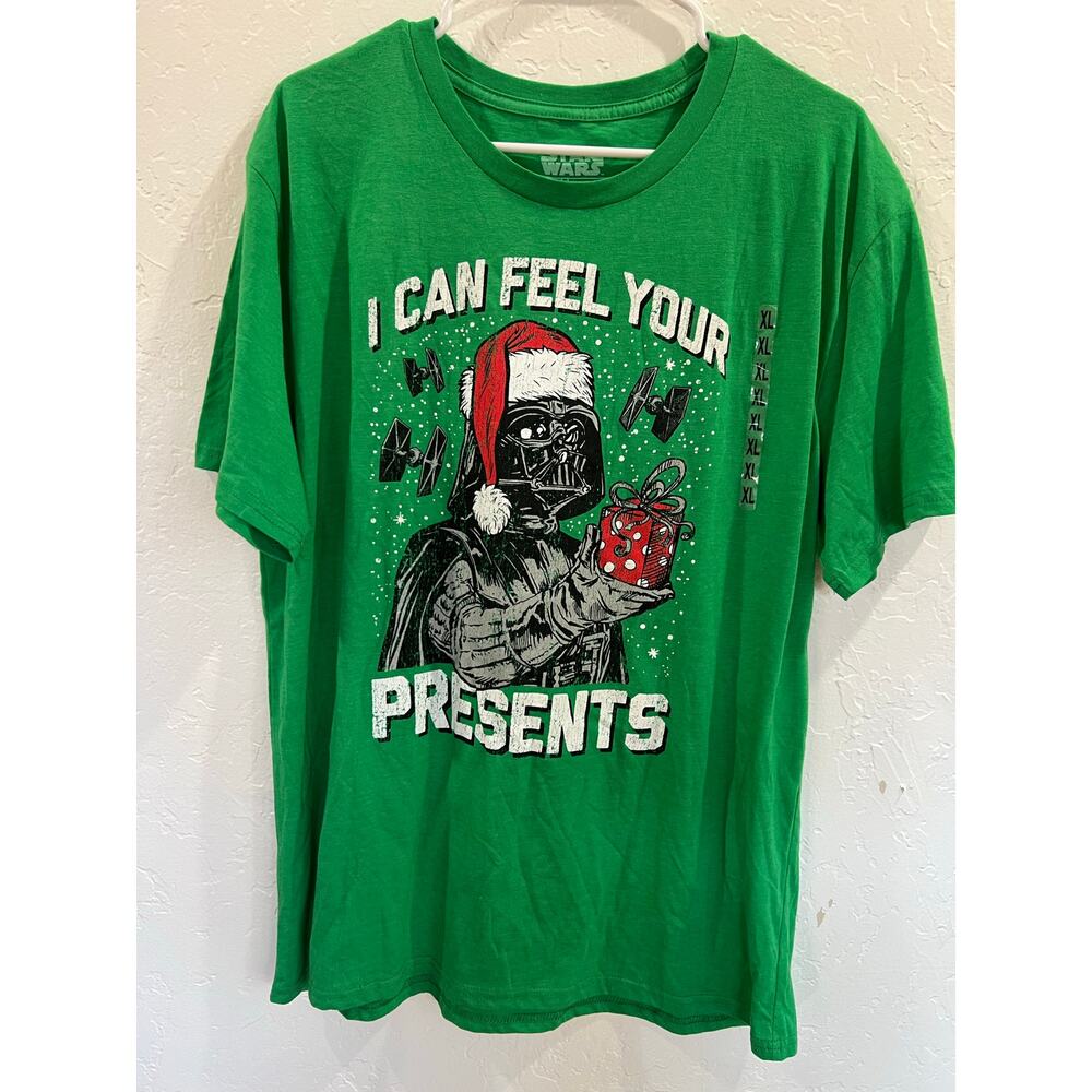 NWT Men’s XL Star Wars Darth Vader Christmas Graphic Tee Green Holiday Shirt